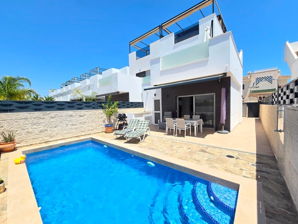 Villa in Ciudad Quesada - view 1