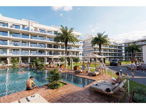Apartment in Urbanizacion El Raso - view 1