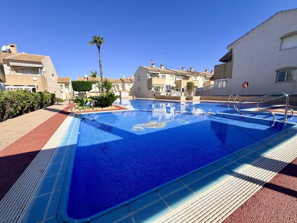 Apartment in Torrevieja - view 1