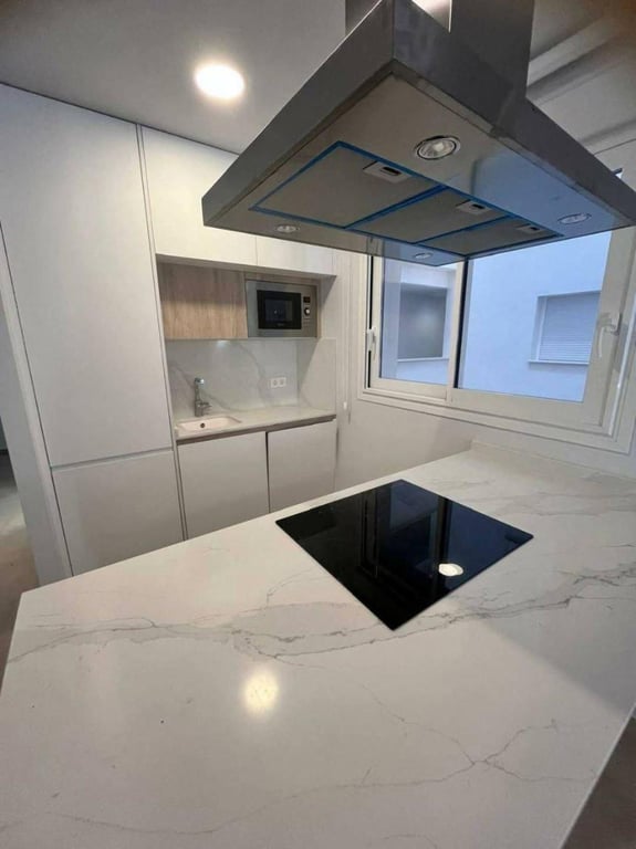 Apartment in Torrevieja - Image 3
