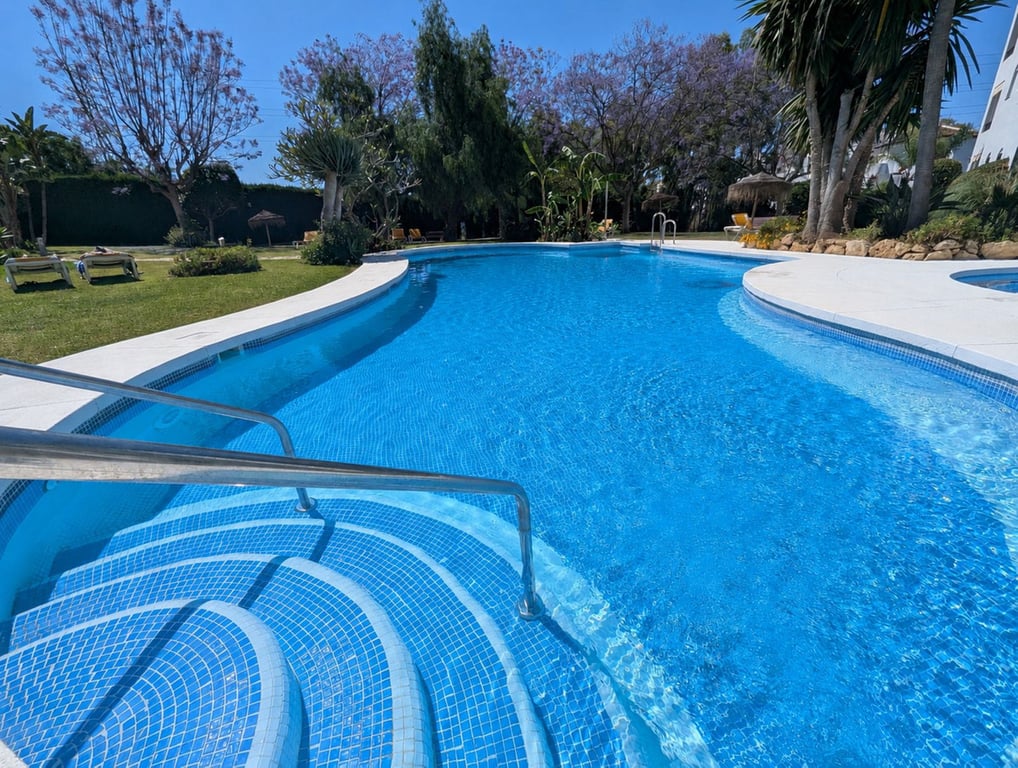 Apartment in Sitio de Calahonda