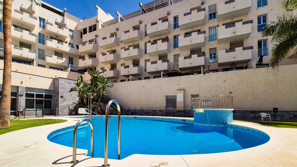 Penthouse in Riviera del Sol - Image 3