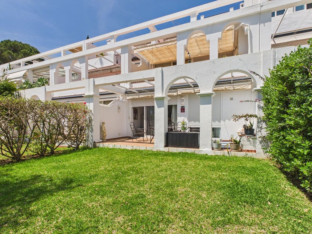 Apartment in Lomas de la Quinta - Image 2