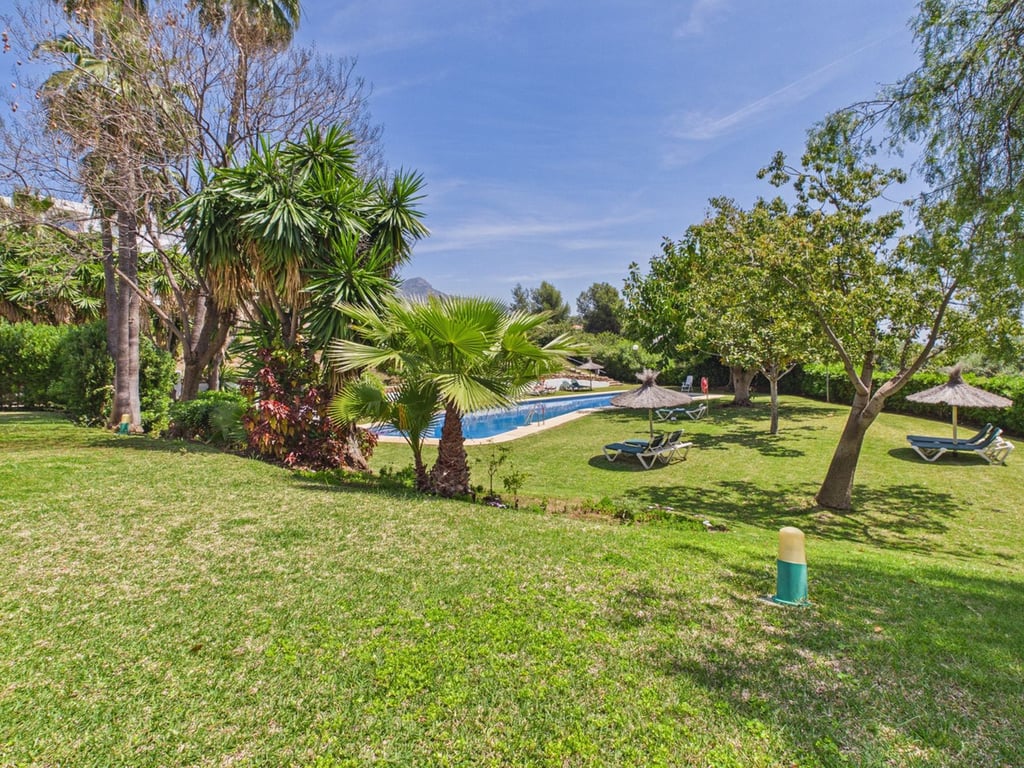 Apartment in Lomas de la Quinta - Image 3