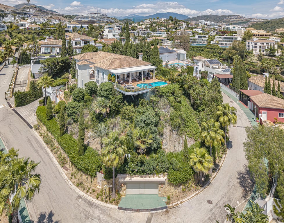 Villa in Benahavis - Image 3