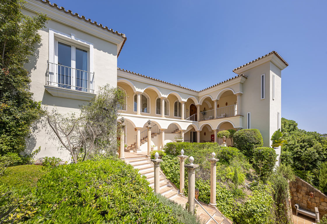 Villa in Benahavis