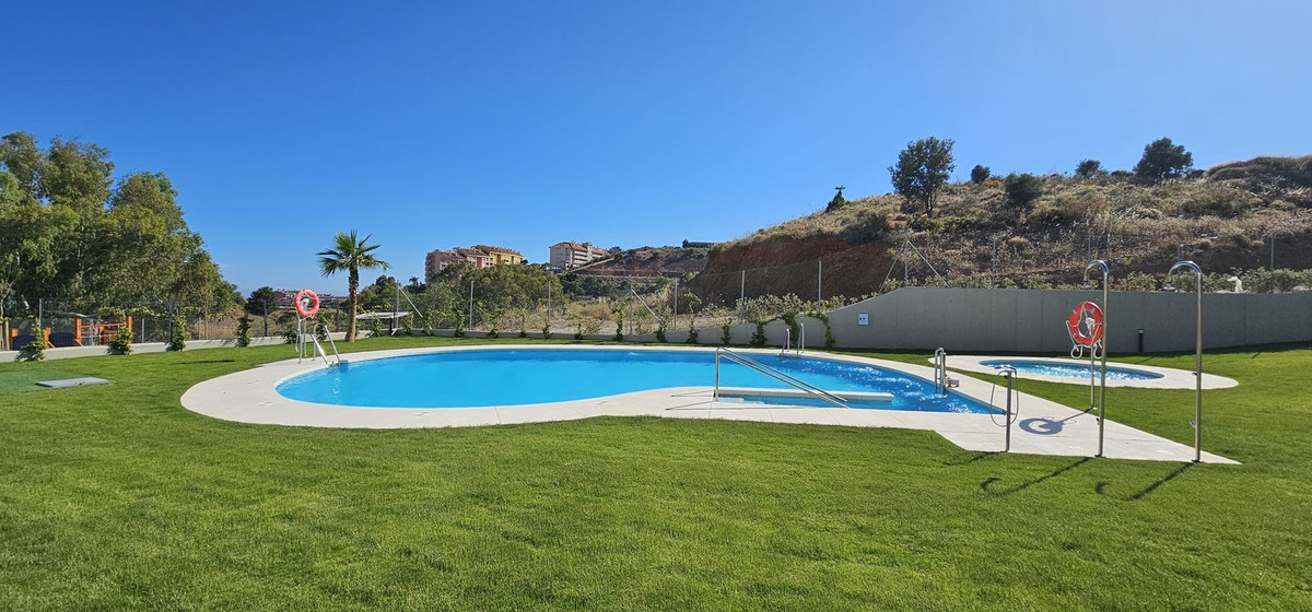 Apartment in Fuengirola - Image 2