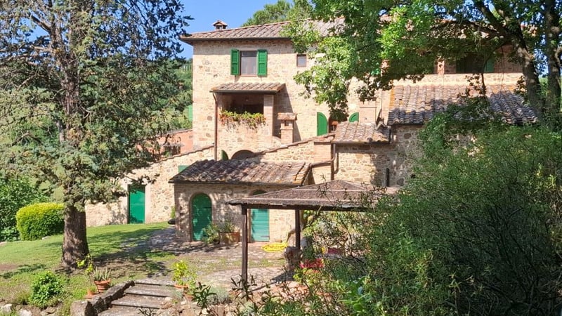 House in Fermignano - view 1