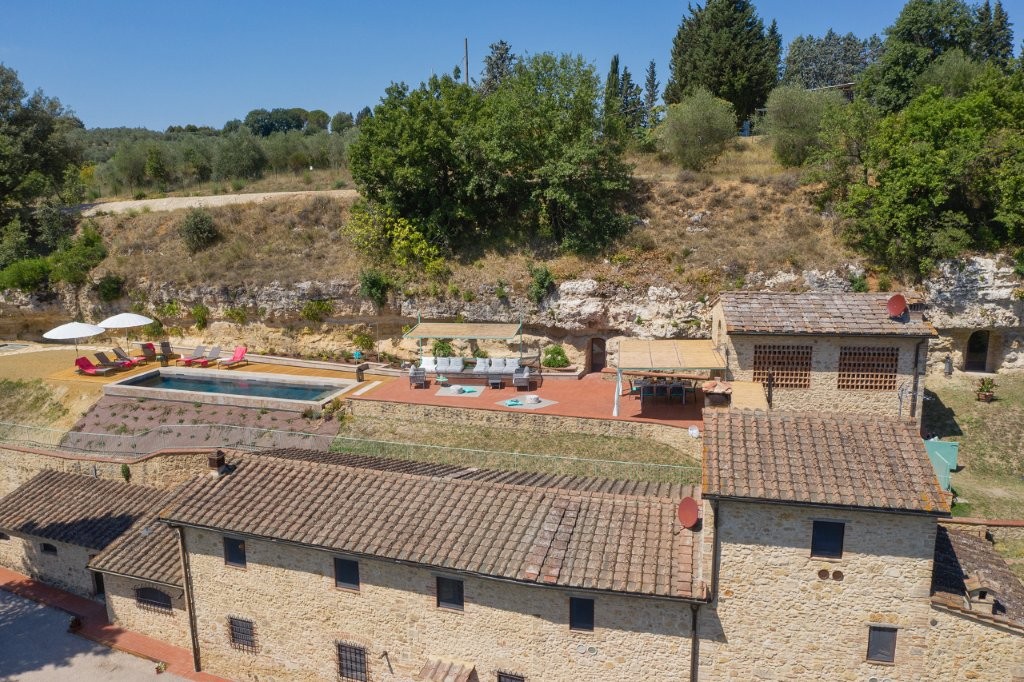 House in Il Pino - Image 2