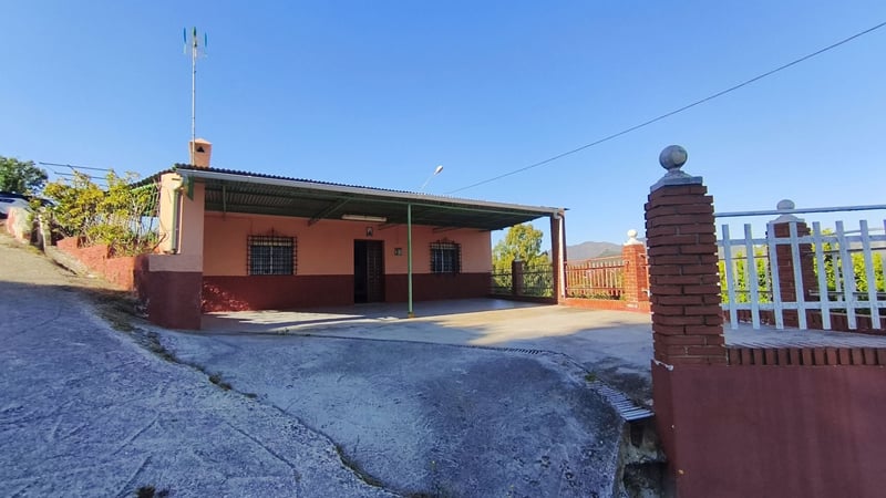 House in Alhaurin el Grande - view 1