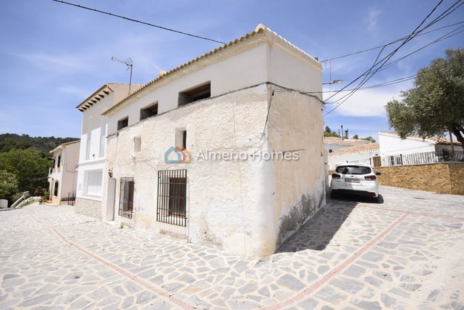 House in Oria - view 1