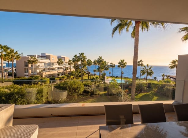 Penthouse in Estepona - view 1