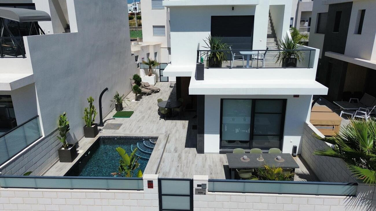 Villa in Benijofar - Image 2