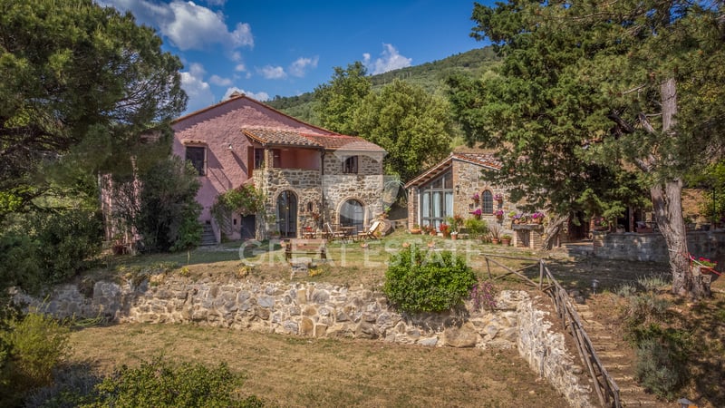 House in Torraccia - view 1
