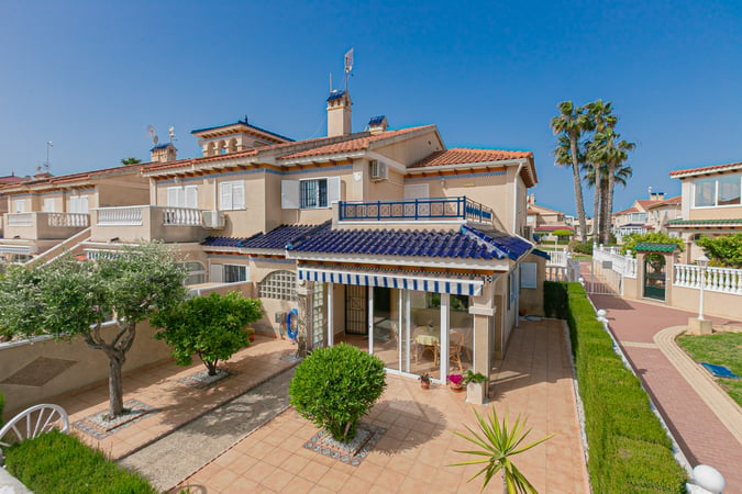 House in Playa Flamenca - view 1