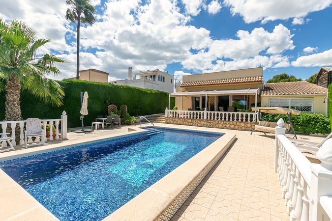 House in Los Balcones - view 1