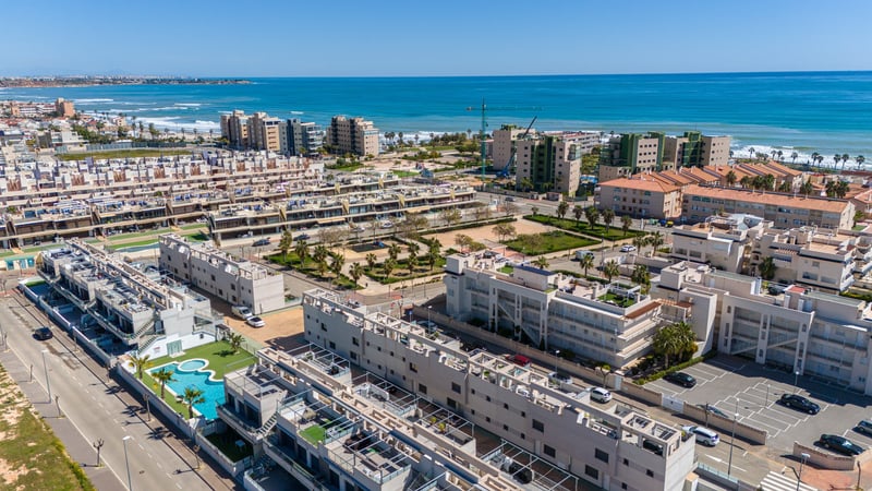 House in Torre de la Horadada - view 1
