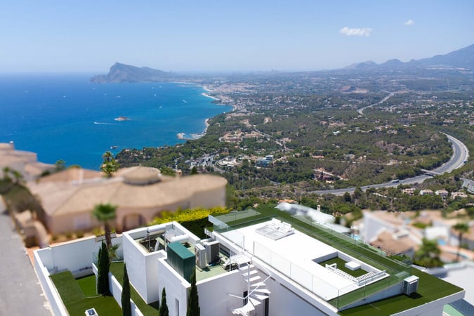Villa in la Canuta - view 1