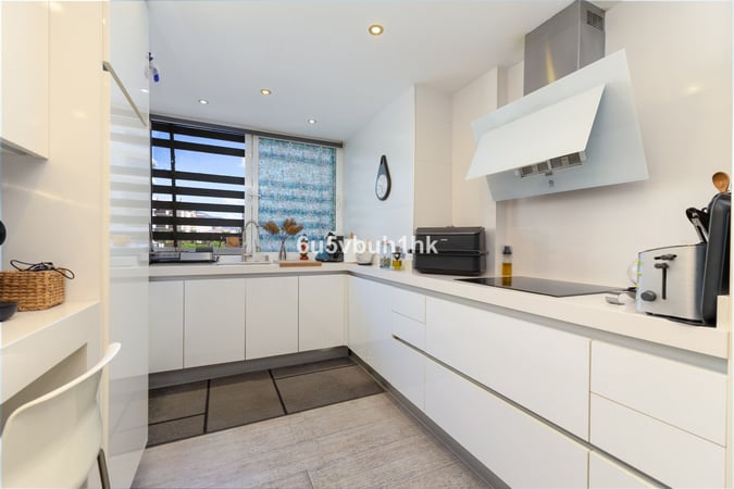 Apartment in Fuengirola - view 1