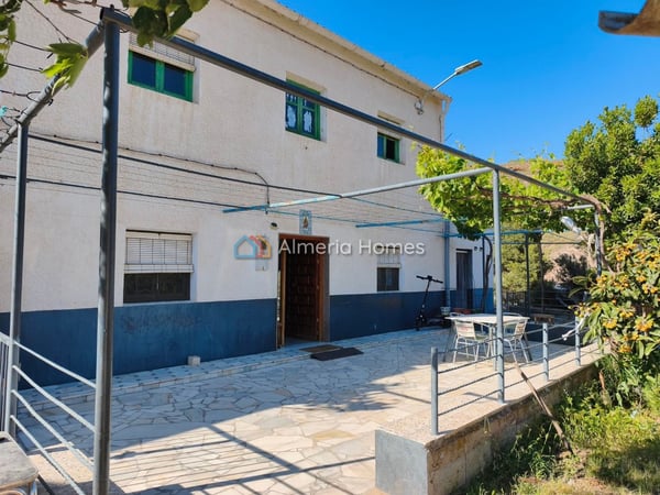 House in Seron - view 1