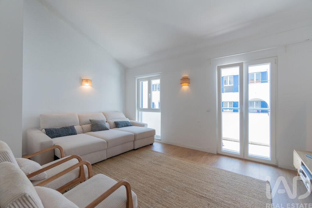 Apartment in Quinta do Anjo - Image 3