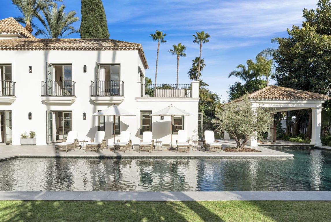 House in Nueva Andalucia - Image 3