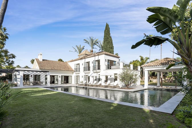 House in Nueva Andalucia - view 1