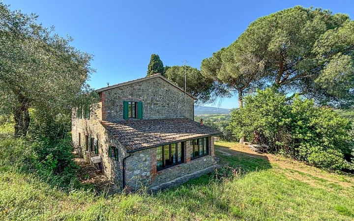 House in Lemura - view 1