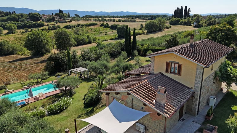 House in Cignano - view 1