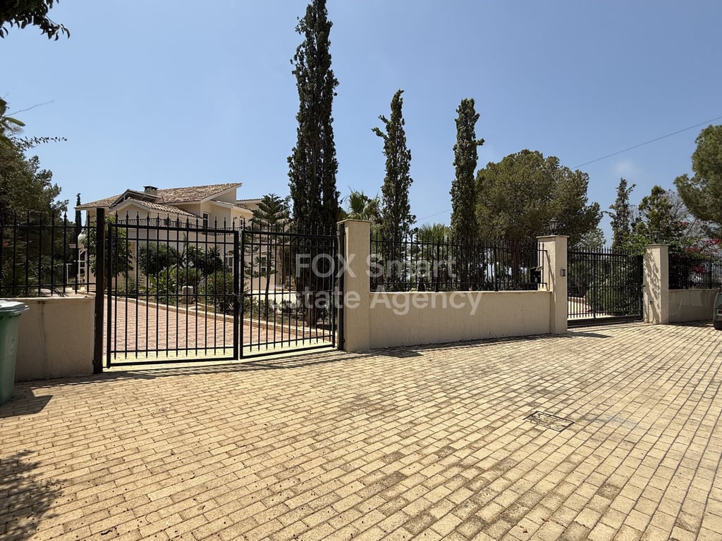 House in Agios Tychon