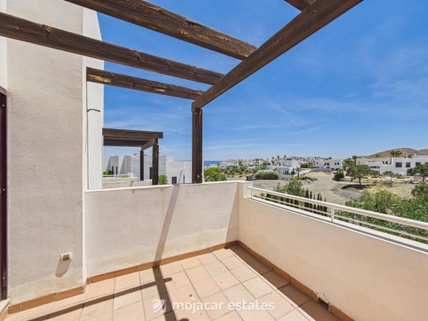 House in Sopalmo - view 1