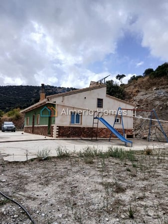 House in Sufli - view 1