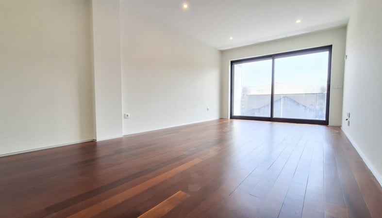 House in Povoa de Varzim - view 1