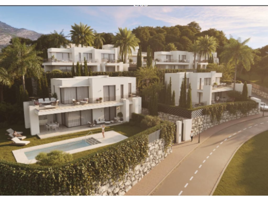 House in Mijas Costa - Image 2