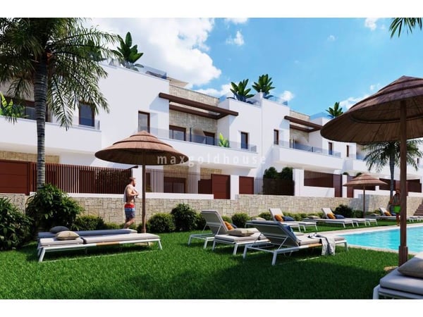 Villa in Los Montesinos - view 1