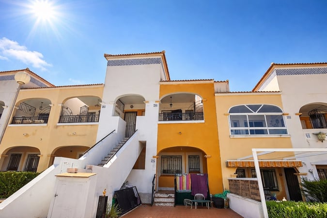 Penthouse in Residencia los Altos - view 1