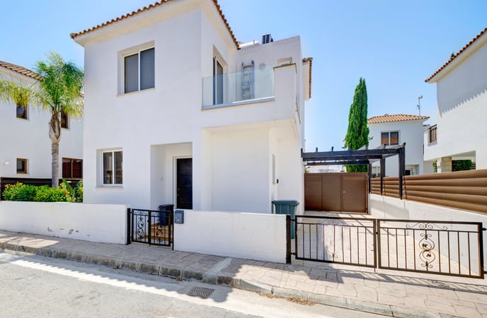 Villa in Ayia Napa - view 1