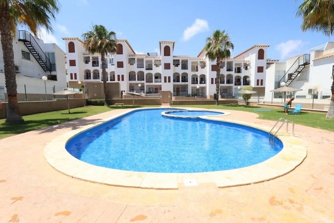 Apartment in Dehesa de Campoamor - view 1