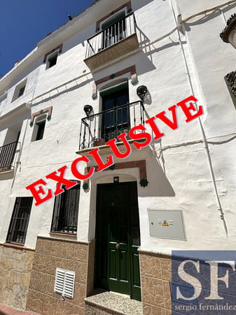 House in Competa - view 1