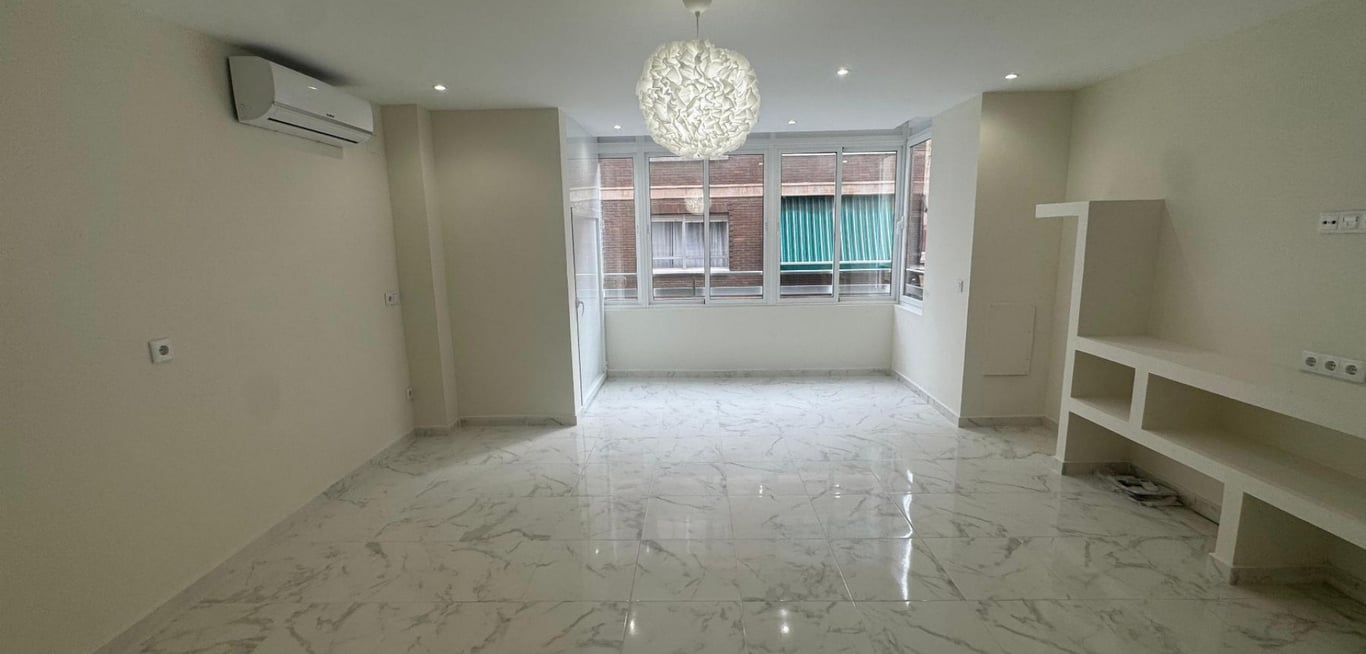 Apartment in Torrevieja - Image 3