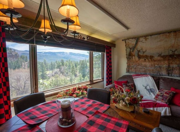 House in La Plata County - view 1