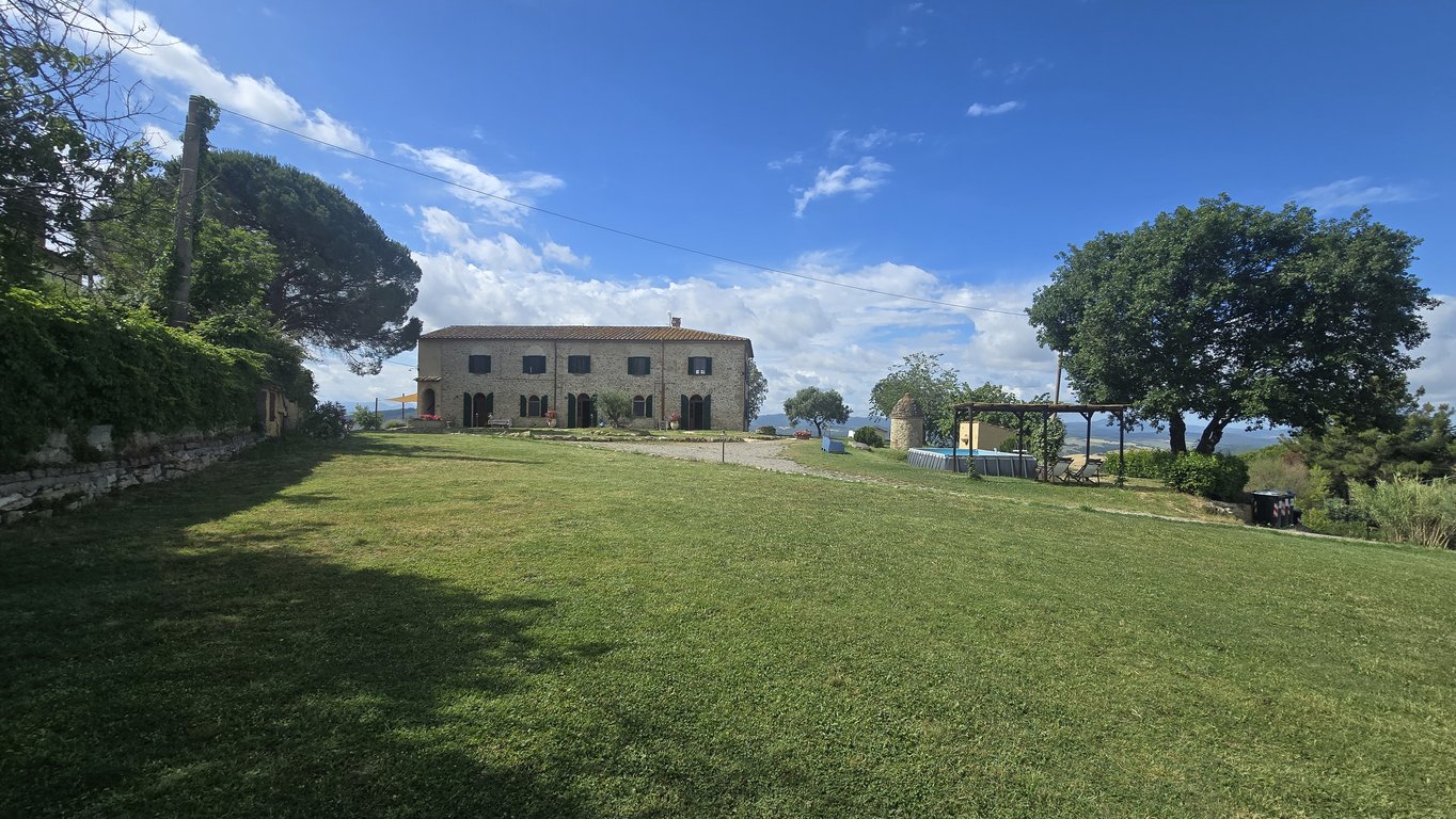 House in Volterra - Image 3