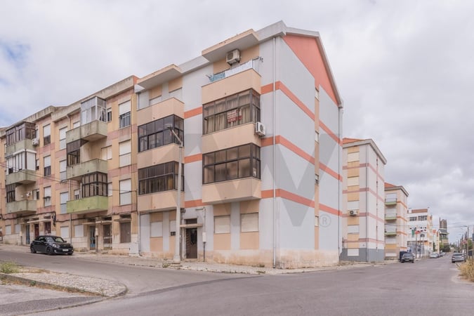Apartment in Lavradio - view 1