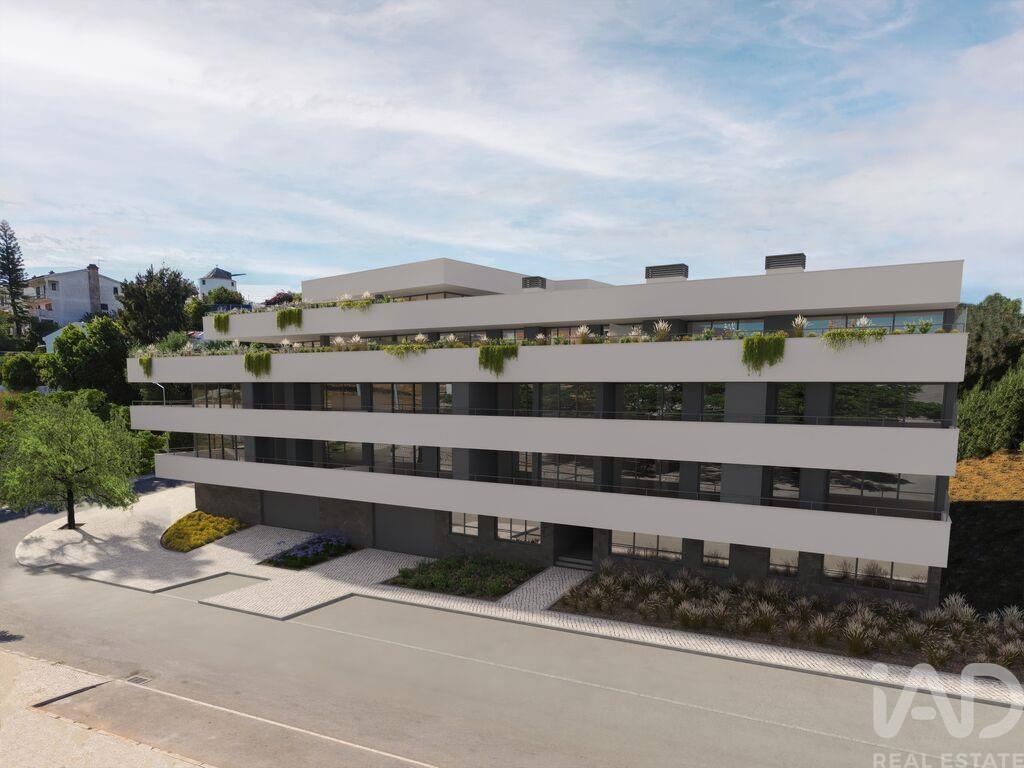 Apartment in Castelo - Image 3