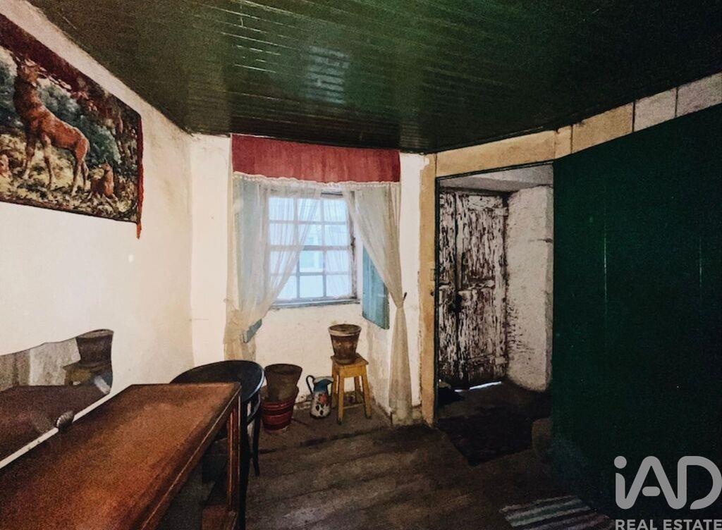 House in Unhais da Serra - Image 2