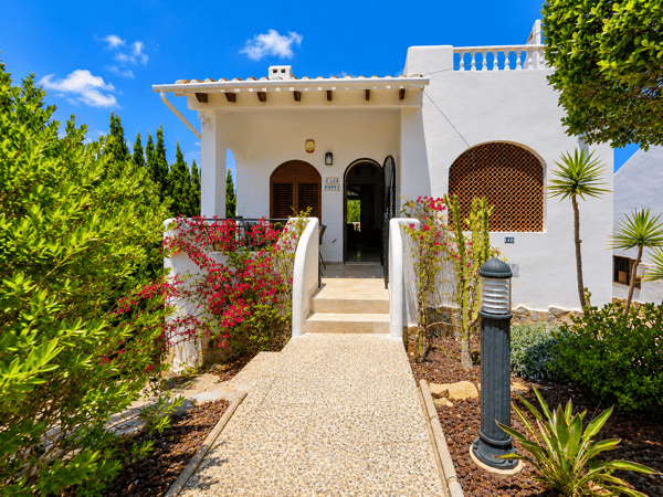 House in Villamartin - view 1