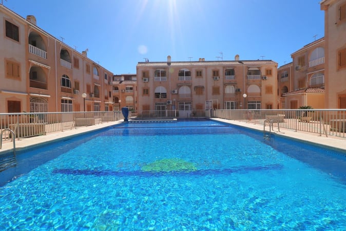 Apartment in Torrevieja - view 1