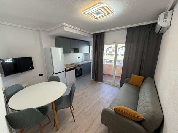 Apartment in Torrevieja - view 1