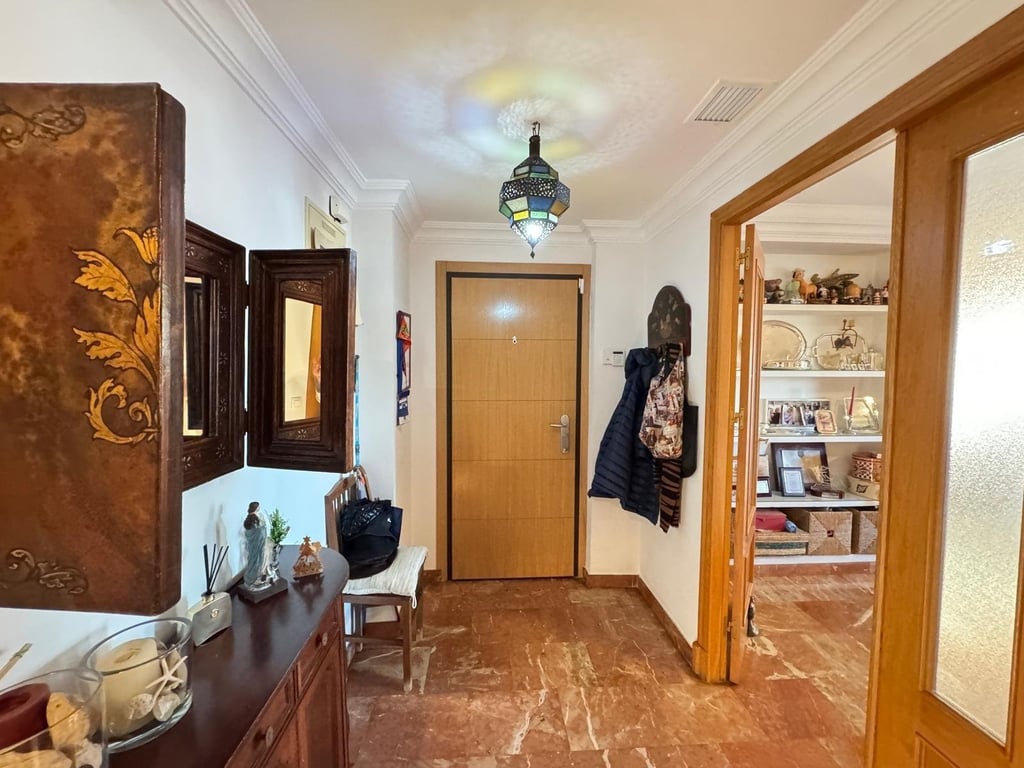 Apartment in Torrevieja - Image 3