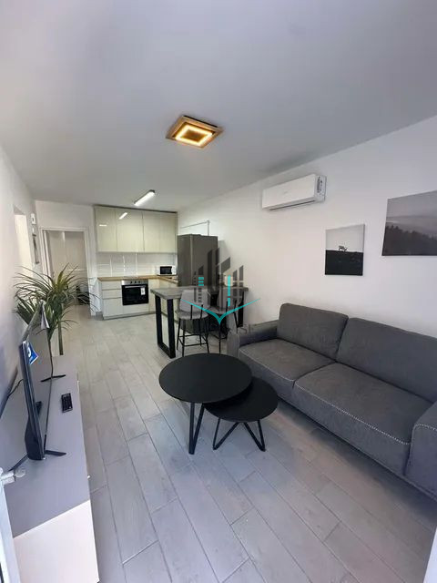Apartment in Pyla - Image 2